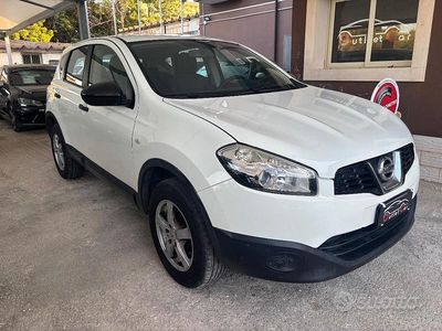 Bianco(met.) Usata 2011 Nissan Qashqai Acenta SUV | 6500 € (Buon prezzo)