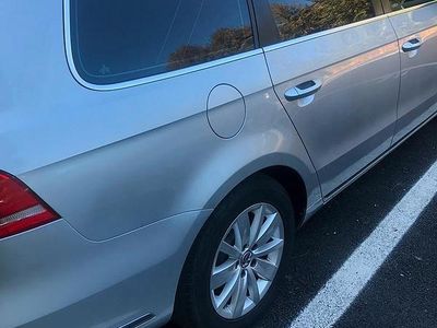 Usata VW Passat 101 CV (74 kW) 2013 Grigio Station wagon