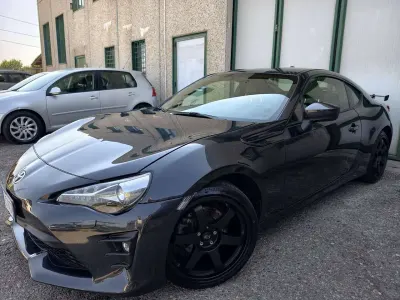Usata Toyota GT86 GT 200 CV (147 kW) 2018 Grigio Coupé