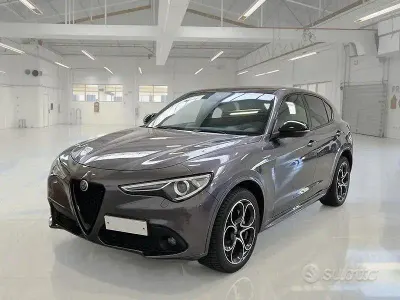 Usata Alfa Romeo Stelvio Veloce 209 CV (153 kW) 2022 Grigio SUV