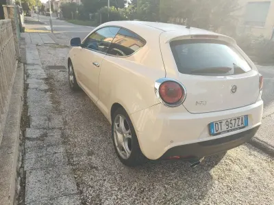Usata Alfa Romeo MiTo 120 CV (88 kW) 2009 Bianco Utilitaria