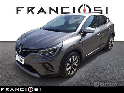 Brugt Renault Captur Intens 160 HK (117 kW) 2021 Grå SUV
