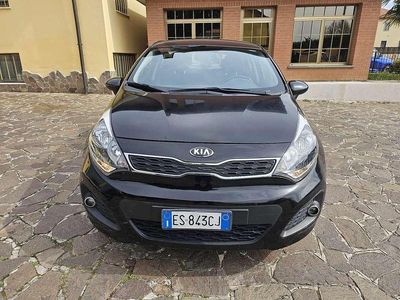 Usata Kia Rio Active 86 CV (63 kW) 2013 Berlina