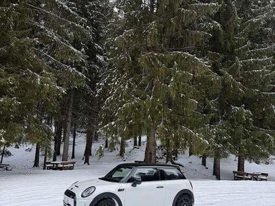 Usata Mini Cooper SE Essential 136 kW (185 CV) 2023 Utilitaria