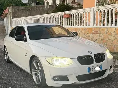 Usata BMW 320 M Sport 184 CV (135 kW) 2011 Bianco