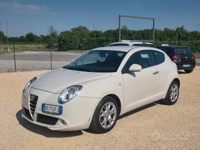 Usata Alfa Romeo MiTo 79 CV (58 kW) 2009 Bianco Utilitaria