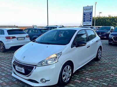 Usata Peugeot 208 68 CV (50 kW) 2012 Bianco Utilitaria