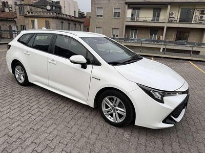 Usata Toyota Corolla Active 98 CV (72 kW) 2020 Bianco Station wagon