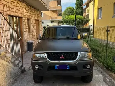 Usata Mitsubishi Pajero Sport 170 CV (125 kW) 2002 Nero SUV