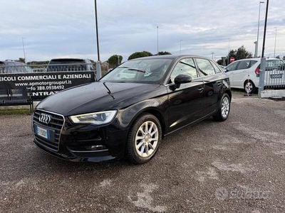 Usata Audi A3 Ambiente 110 CV (80 kW) 2015 Nero Berlina