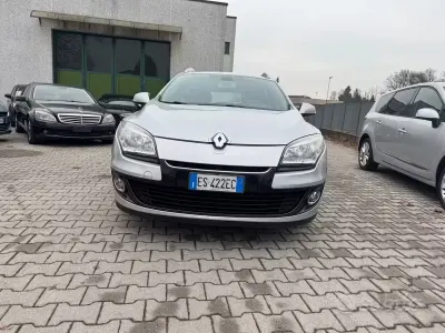 Usata Renault Mégane GrandTour 110 CV (80 kW) 2013 Grigio Station wagon