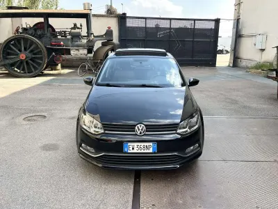 Käytetty VW Polo Comfortline 90 HP (66 kW) 2014 Musta Sedan