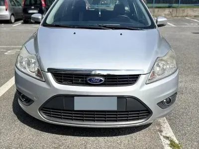Usata Ford Focus 100 CV (73 kW) 2009 Grigio Station wagon
