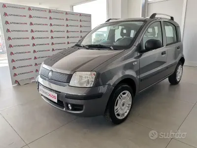 Usata Fiat Panda Classica 78 CV (57 kW) 2012 Grigio(met.) Utilitaria