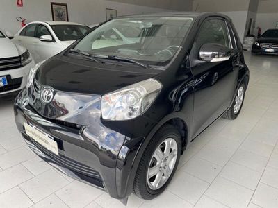 Toyota iQ