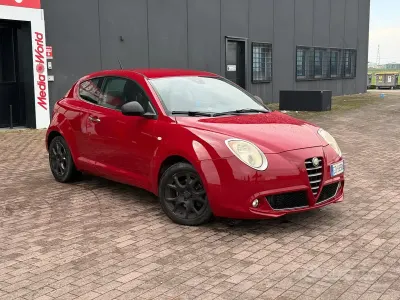 Usata Alfa Romeo MiTo Distinctive 120 CV (88 kW) 2010 Rosso Utilitaria