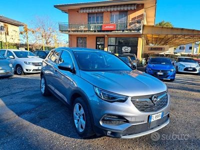 Usata Opel Grandland X Business 120 CV (88 kW) 2018 Grigio SUV