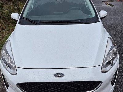 Usata Ford Fiesta 100 CV (73 kW) 2017 Bianco Utilitaria