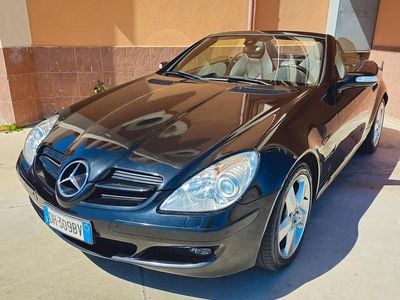 Usata Mercedes SLK200 163 CV (119 kW) 2007 Nero Cabrio