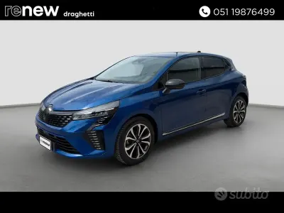 Usata Renault Clio V Techno 91 CV (66 kW) 2025 Blu Berlina