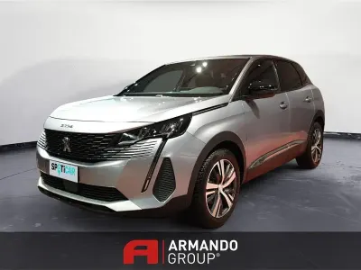 Usata Peugeot 3008 Allure 131 CV (96 kW) 2024 Grigio SUV