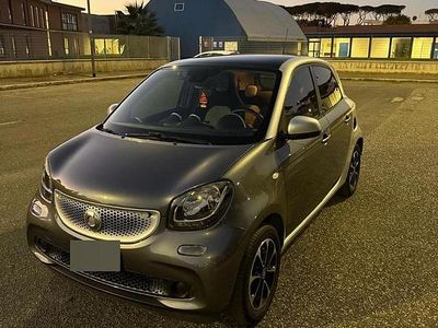 Usata Smart ForFour 71 CV (52 kW) 2015 Grigio Utilitaria
