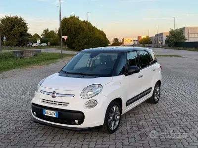 Usata Fiat 500L Lounge 105 CV (77 kW) 2014 Bianco Monovolume
