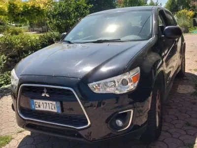 Usata Mitsubishi ASX Invite 116 CV (85 kW) 2014 Nero SUV