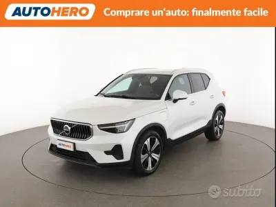 Usata Volvo XC40 Core 129 CV (94 kW) 2022 Bianco SUV