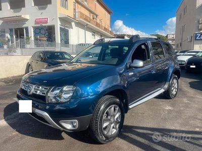 Usata Dacia Duster Ambiance 110 CV (80 kW) 2015 Blu SUV