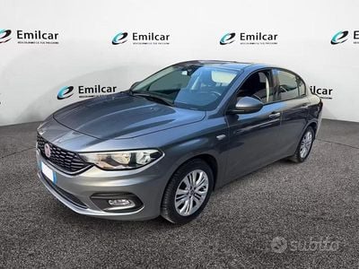 Occasion Fiat Tipo Opening Edition 95 ch (69 kW) 2016 Gris Berline