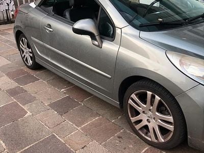 Usata Peugeot 207 CC 120 CV (88 kW) 2008 Grigio Cabrio
