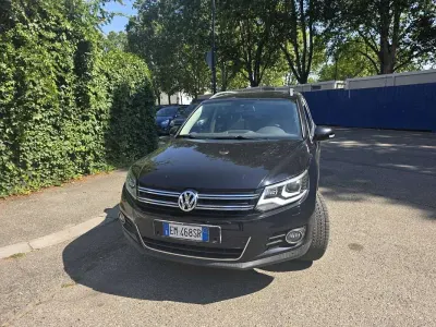Usata VW Tiguan 140 CV (102 kW) 2012 Nero SUV
