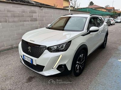 Usata Peugeot 2008 Allure 102 CV (75 kW) 2020 Bianco SUV