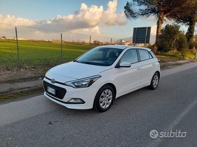 usata Hyundai i20 1.2 84 CV 5 porte Comfort anno 2015