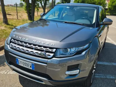 Usata Land Rover Range Rover evoque Dynamic 190 CV (139 kW) 2015 Grigio SUV