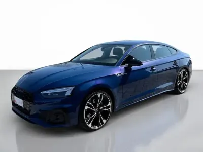 Usata Audi A5 Sportback S-Line 204 CV (150 kW) 2023 Blu ascari metallizzato Utilitaria