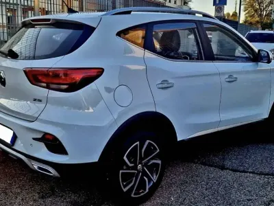 Usata MG ZS Luxury 111 CV (81 kW) 2024 SUV