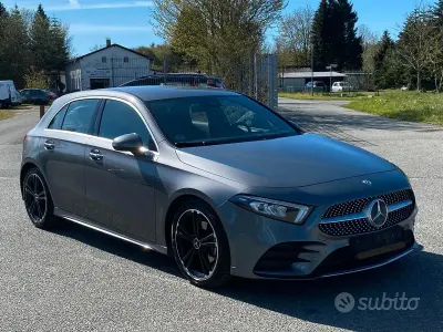 Usado Mercedes A200 Premium 150 CV (110 kW) 2022 Gris Berlina