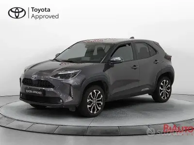 Gebraucht Toyota Yaris Cross Trend 116 PS (85 kW) 2022 Grau SUV