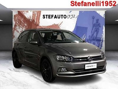 Usata VW Polo Sportline 95 CV (69 kW) 2020 Argento Utilitaria