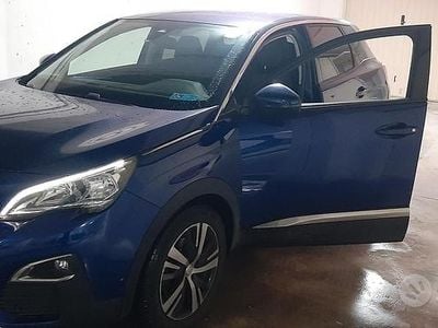 Usata Peugeot 3008 2018 Blu SUV