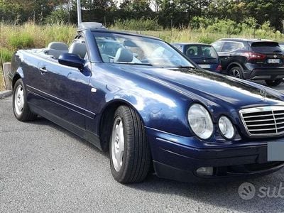 Usata Mercedes CLK200 192 CV (141 kW) 1999 Blu Cabrio