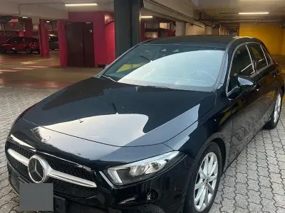 Usata Mercedes A180 116 CV (85 kW) 2020 Nero Station wagon