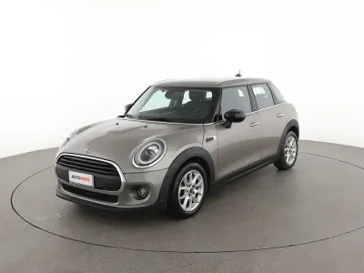Usata Mini ONE 102 CV (75 kW) 2020 Grigio Utilitaria