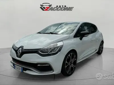 Usata Renault Clio IV Trophy 220 CV (161 kW) 2016 Bianco Berlina