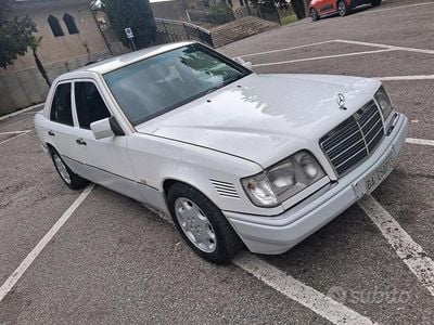 Usata Mercedes E250 1994 Berlina