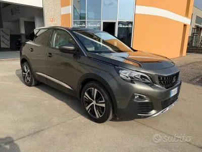 Usata Peugeot 3008 Allure 131 CV (96 kW) 2018 Grigio SUV