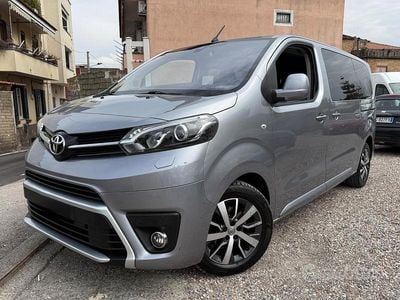Usata Toyota Proace Verso Luxury 180 CV (132 kW) 2022 Grigio Station wagon