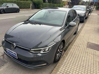 Grigio Usata 2022 VW Golf Style Berlina | 25.500 € (Cara)